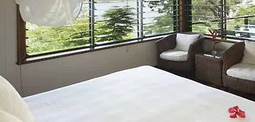 Bloomfield Lodge Hotel