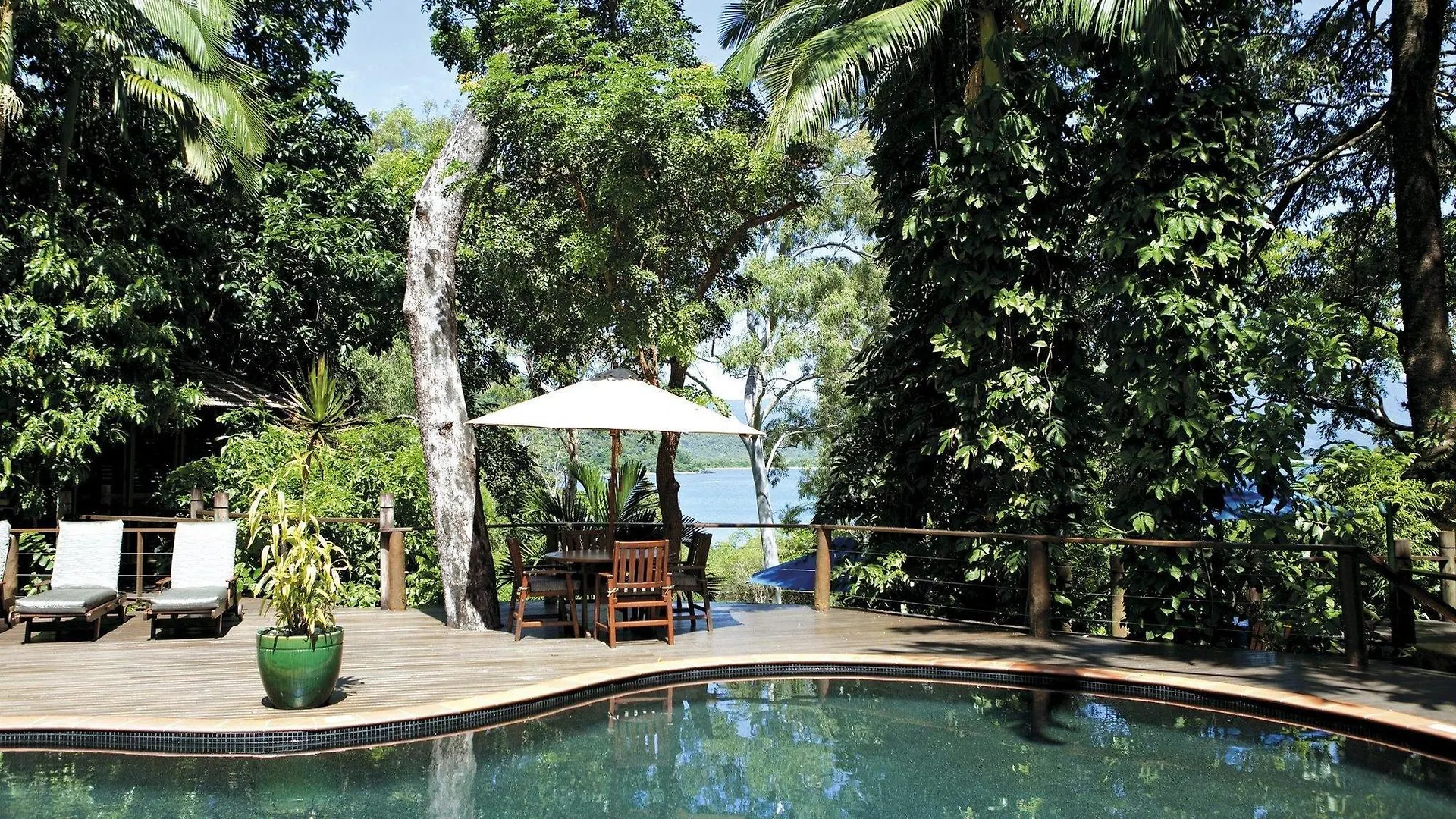 ***** Hotel Bloomfield Lodge Australia